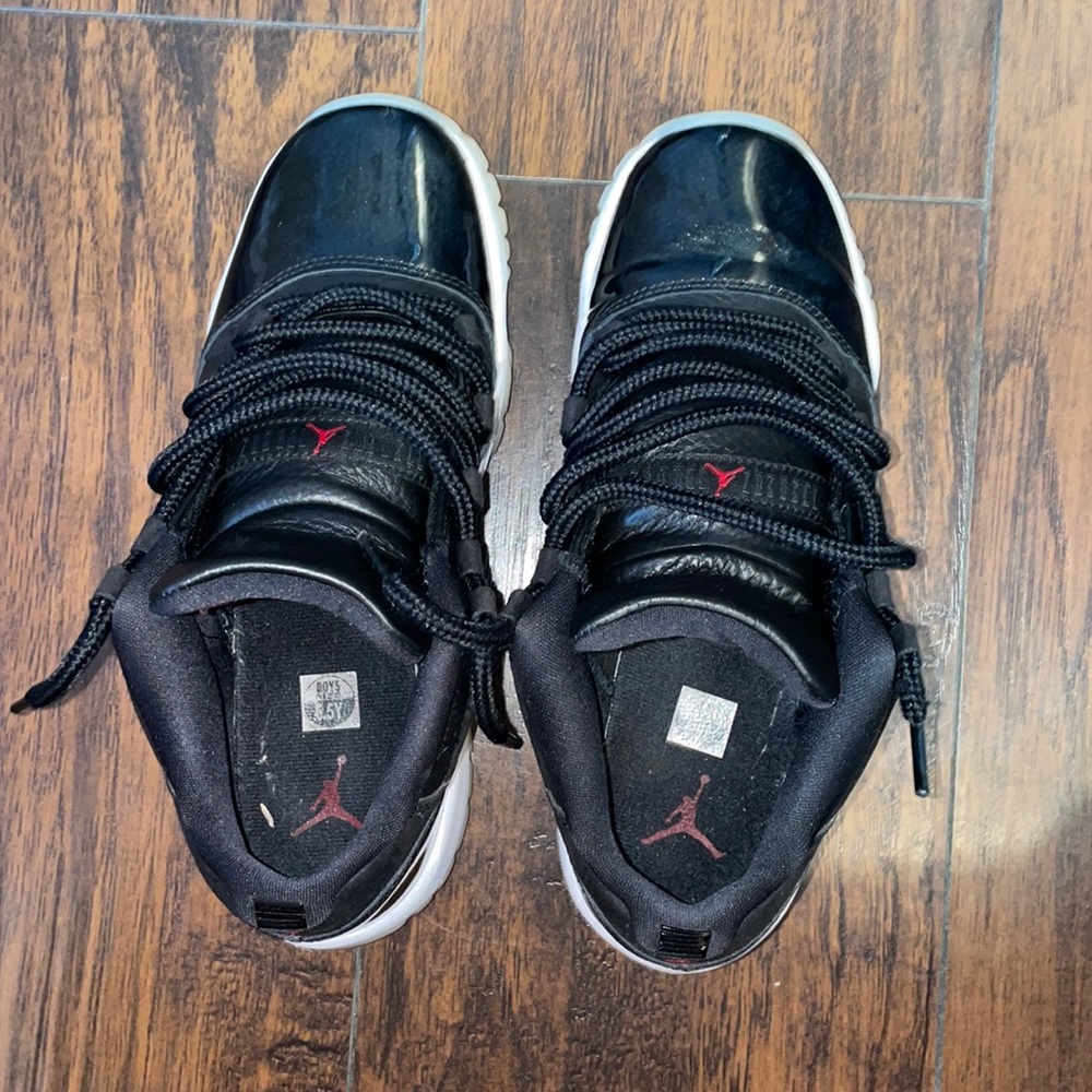 Air Jordan retro 11 low ‘72-10’